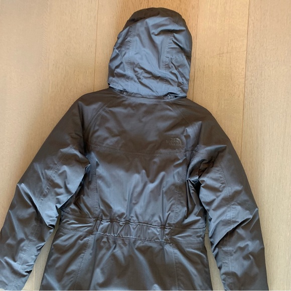 North Face Grey Winter Arctic Parka Jacket with Faux Fur Trim - Picture 13 of 16